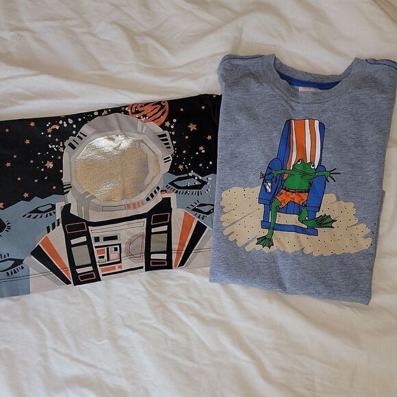 Hanna Andersson Frog Beach Chair & Astronaut Short Sleeve Shirt Size 110 US 5 - Picture 1 of 10